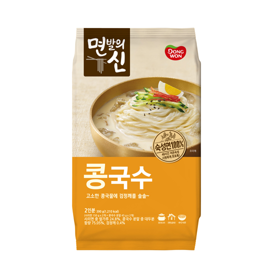 NOODLES WITH COLD SOYBEAN SOUP